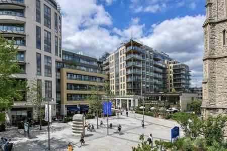 Beautiful Apartment Overlooking A Garden London Eksteriør bilde