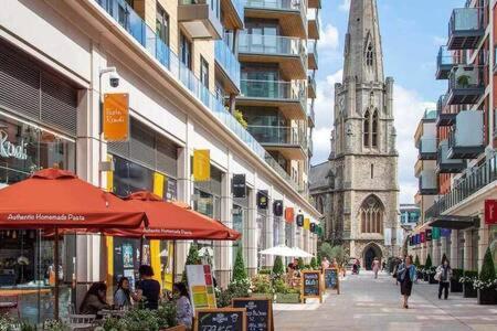 Beautiful Apartment Overlooking A Garden London Eksteriør bilde