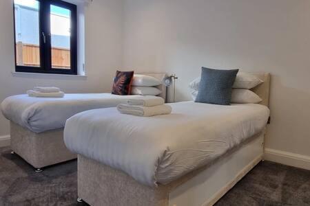 Beautiful Apartment Overlooking A Garden London Eksteriør bilde